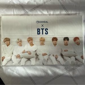 BTS Mediheal Postcards